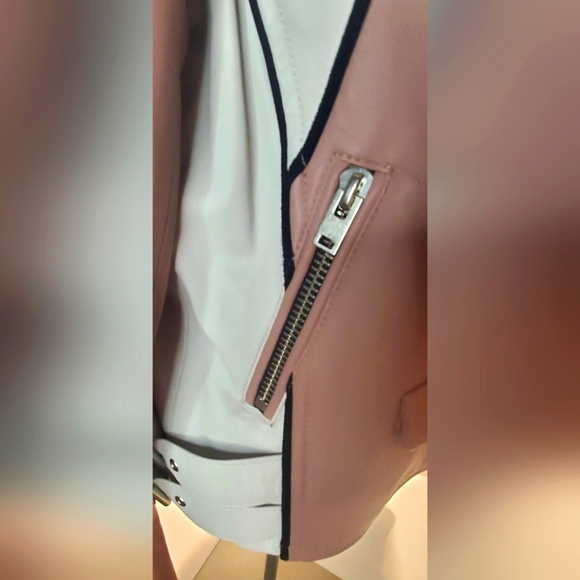 🔥Host Pick🔥NWT IRO women -size 42-leather moto Jacket-colorblock - Picture 8 of 15